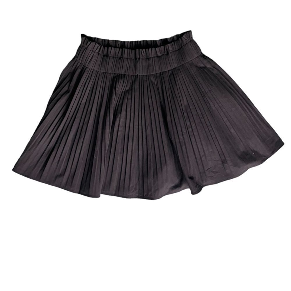 Zara Black pleated mini - L